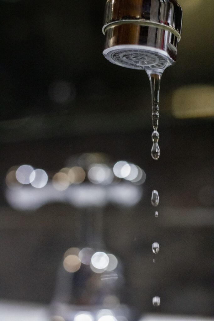 tap, water, drops-4898098.jpg